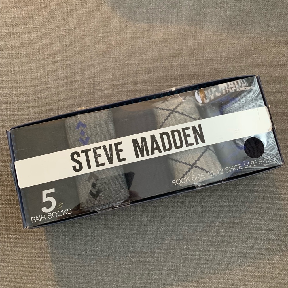 Steve Madden socks